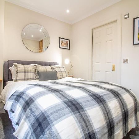 Luxury Royal Mile Apartment By The Castle - Sleeps 4 Edinburgh Eksteriør bilde