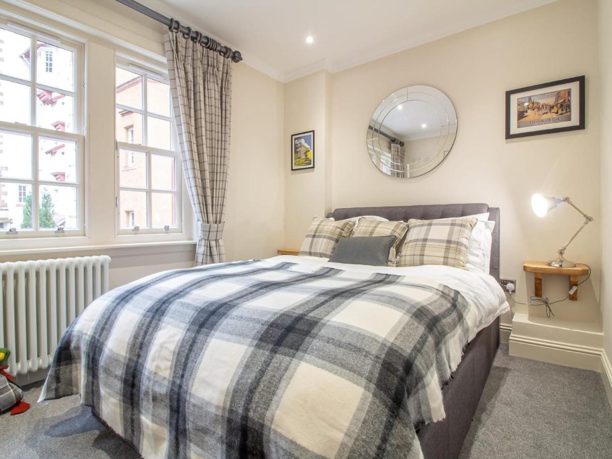 Luxury Royal Mile Apartment By The Castle - Sleeps 4 Edinburgh Eksteriør bilde