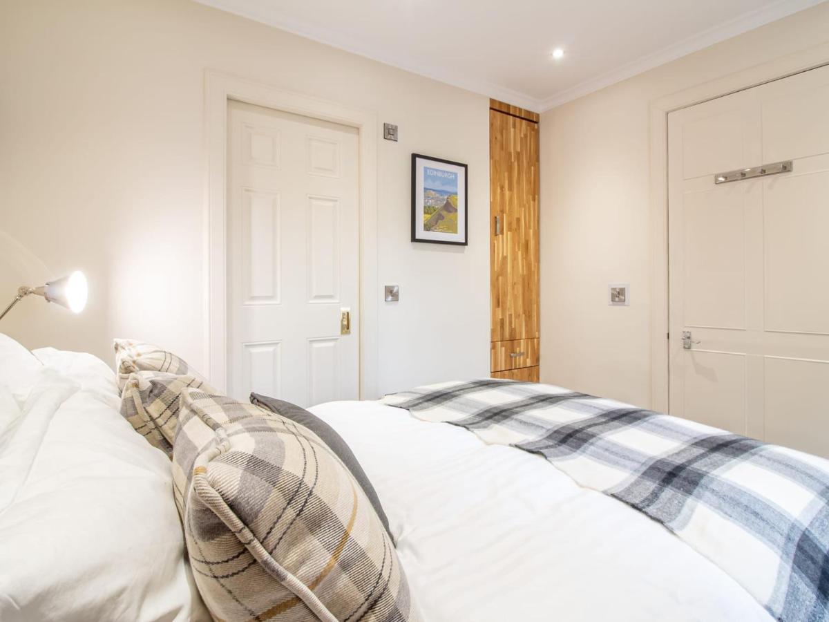 Luxury Royal Mile Apartment By The Castle - Sleeps 4 Edinburgh Eksteriør bilde