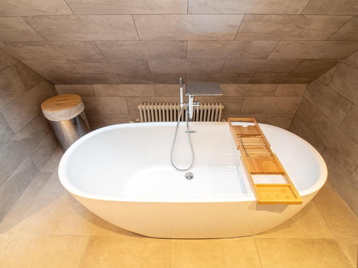 Luxury Royal Mile Apartment By The Castle - Sleeps 4 Edinburgh Eksteriør bilde